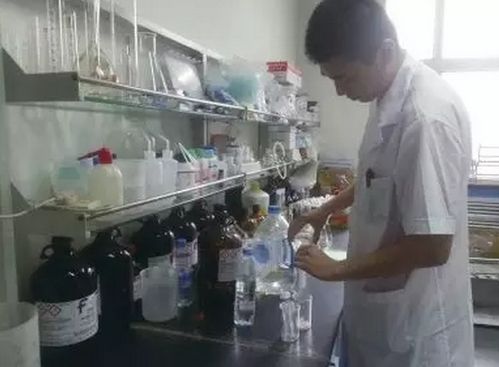 朋友圈被礦泉水測試照片刷屏 究竟應(yīng)該喝什么樣的