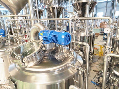 小型精釀啤酒設(shè)備廠分享啤酒的過濾方式 棉餅過濾機(jī)