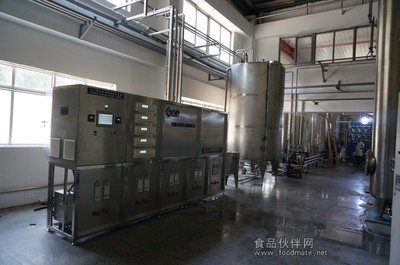 熱烈慶賀方心弱堿水處理設備--進駐娃哈哈