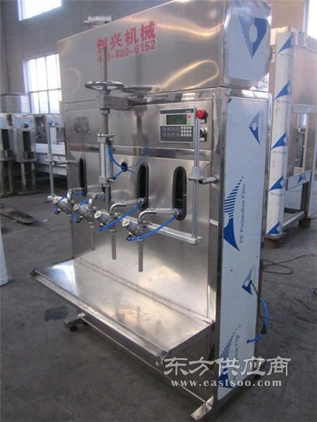 貴州玻璃水灌裝機 創(chuàng)興機械 全自動玻璃水灌裝機圖片