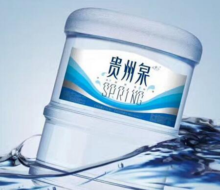 純凈水不能再喝了 不是因為水質(zhì)問題,而是它太干凈了